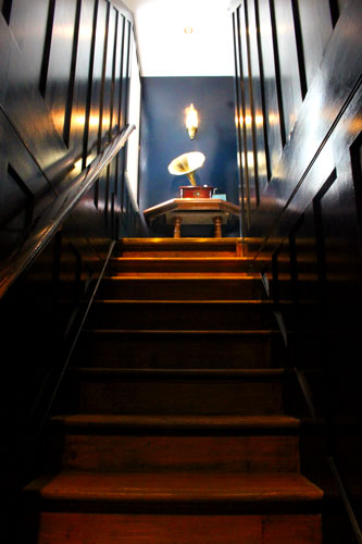 Stairs-to-the-nightingale-room